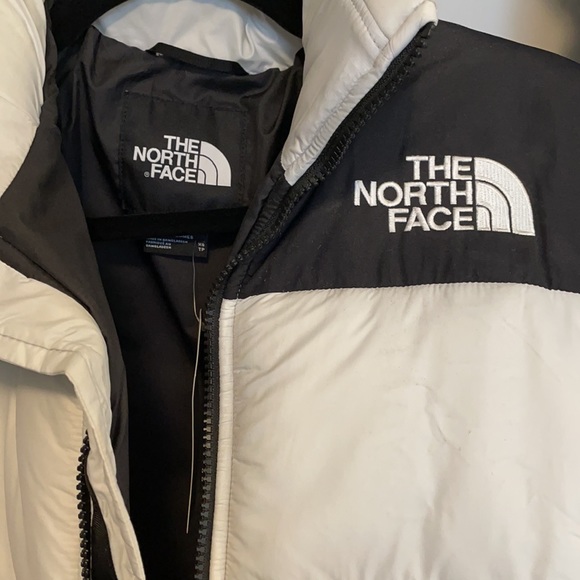 North face jacket - Picture 2 of 3